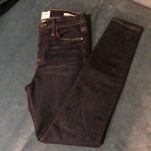 Frame Le High Skinny Jeans